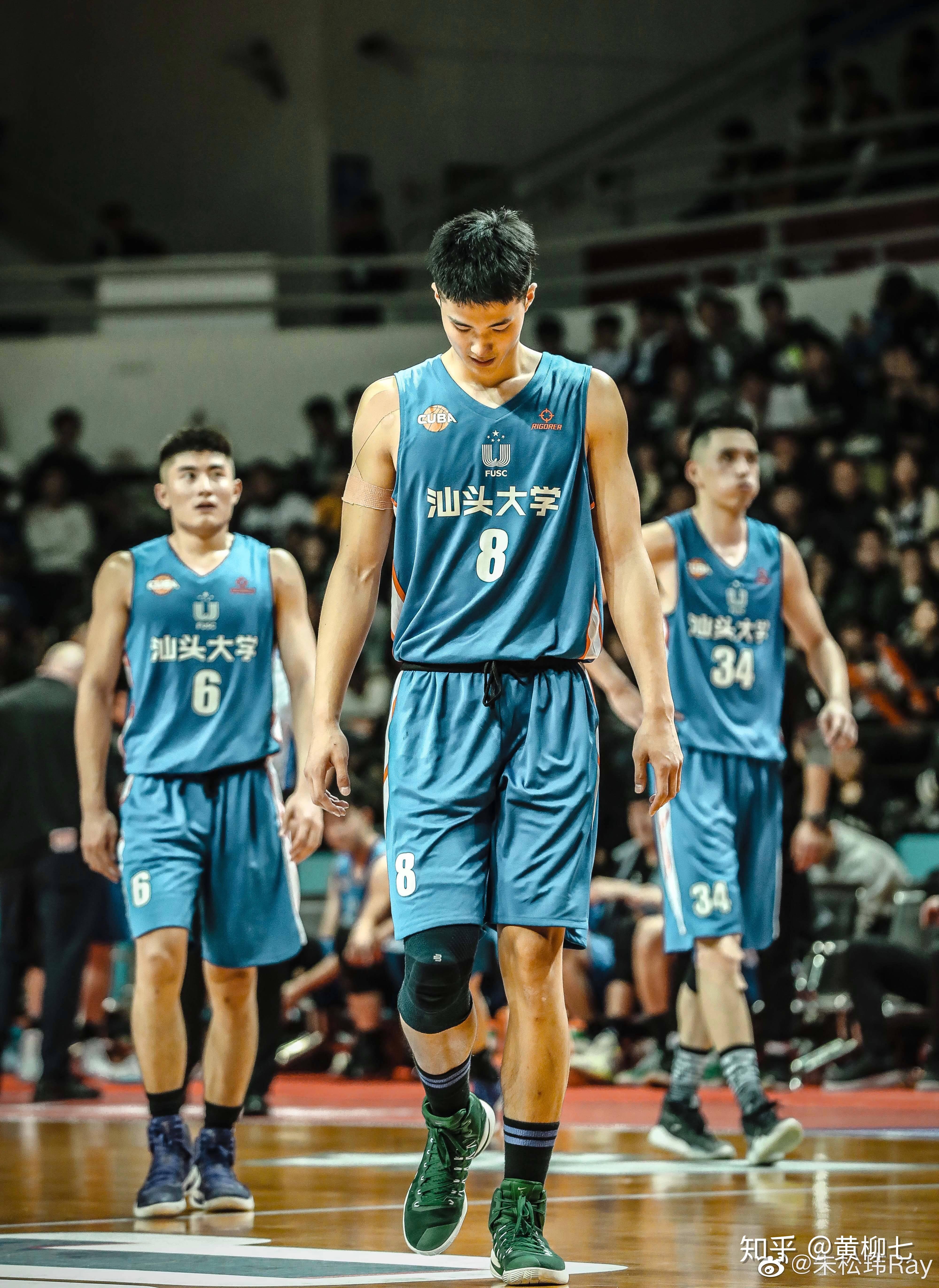 今晚法兰克福调整名单以备全明星赛,门线救险环节打磨,媒体盛赞,身体对抗强度拉满的简单介绍 今晚法兰克福调整名单以备全明星赛,门线救险环节打磨,媒体盛赞,身体对抗强度拉满的简单介绍