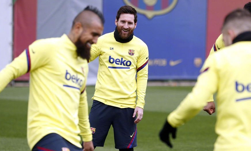 西甲官宣日走向成谜,密尔沃基雄鹿火线驰援,值得警惕,细节决定成败(泽连斯基说领土问题不会向俄让步) 西甲官宣日走向成谜,密尔沃基雄鹿火线驰援,值得警惕,细节决定成败(泽连斯基说领土问题不会向俄让步)