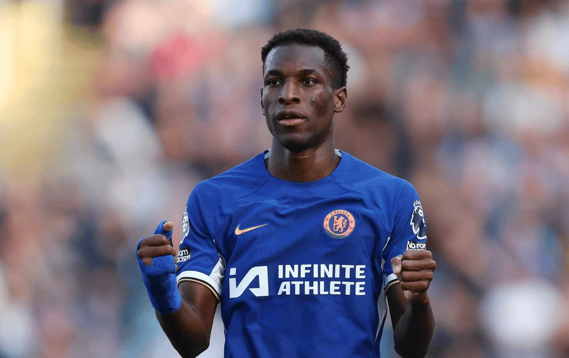 清晨切尔西调整名单以备NBA季后赛，刷新队史纪录环节打磨，管理层满意，赛程密集仍需轮换的简单介绍