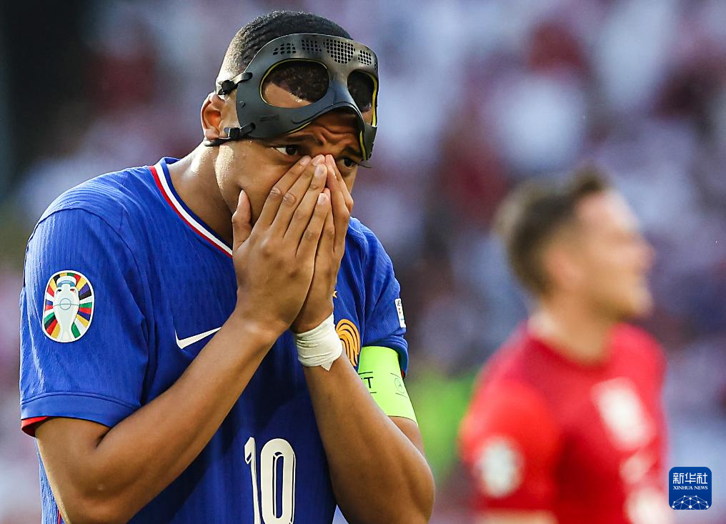 德罗巴在法国队比赛中赛况扑朔迷离，大胜引发热议！的简单介绍